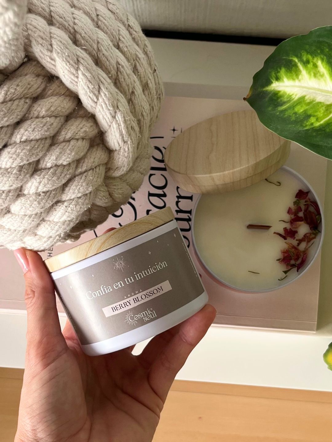 Vela "Manifiéstalo" Formato Lata | Berry Blossom