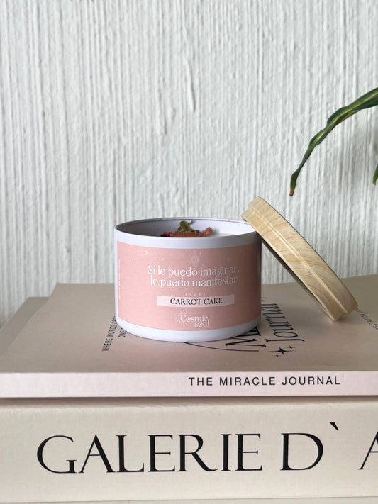 Vela "Manifiéstalo" Formato Lata | Carrot Cake