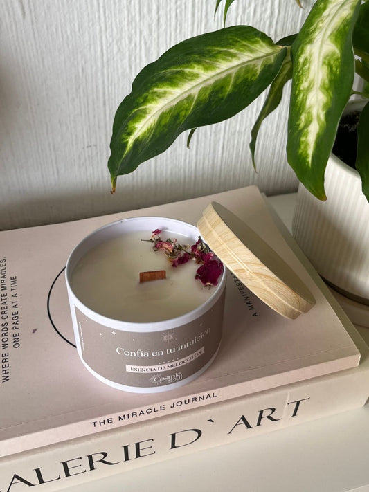 Vela "Manifiéstalo" Formato Lata | Esencia de Melocotón