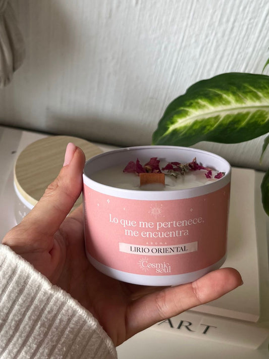Vela "Manifiéstalo" Formato Lata | Lirio Oriental