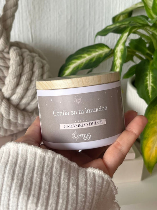 Vela "Manifiéstalo" Formato Lata | Caramelo